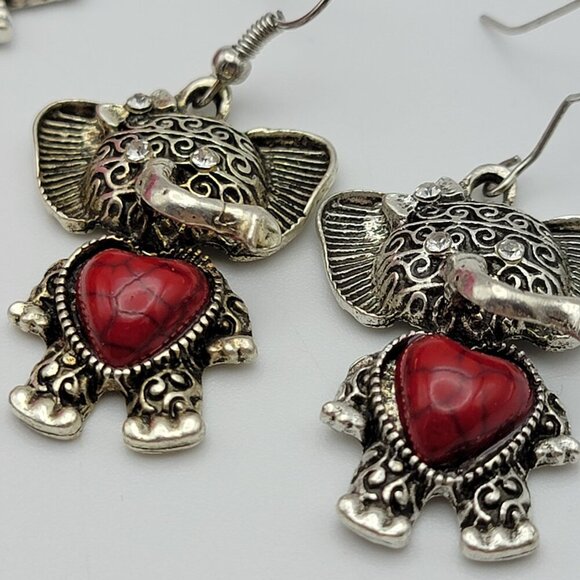 Silver Tone Red Stone Heart Elephant Chain Link Bracelet And Earrings Set 6.5" - Picture 2 of 8